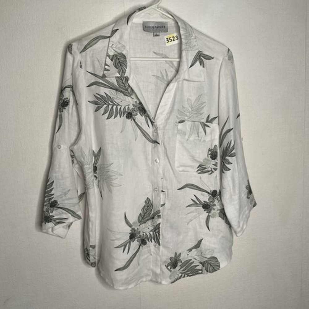NWOT Alex & Parker Boxy White 3/4 Sleeve Lightweight Blouse Women L Bangladesh